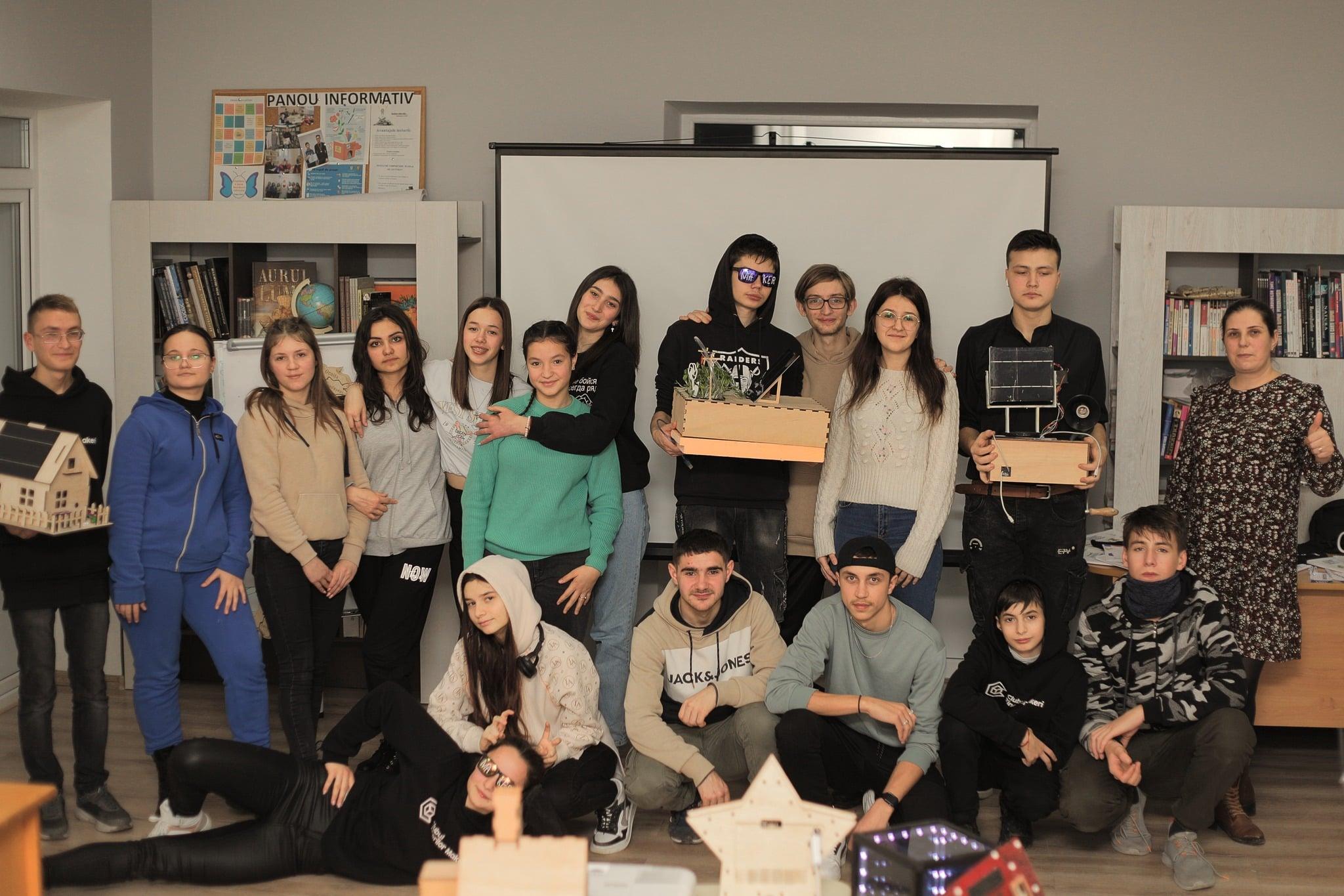 Natalia Lupu: „Cea mai mare mândrie a mea este să văd cum tinerii care trec prin acest program cresc, devin mai curajoși, mai creativi și mai siguri pe ei”