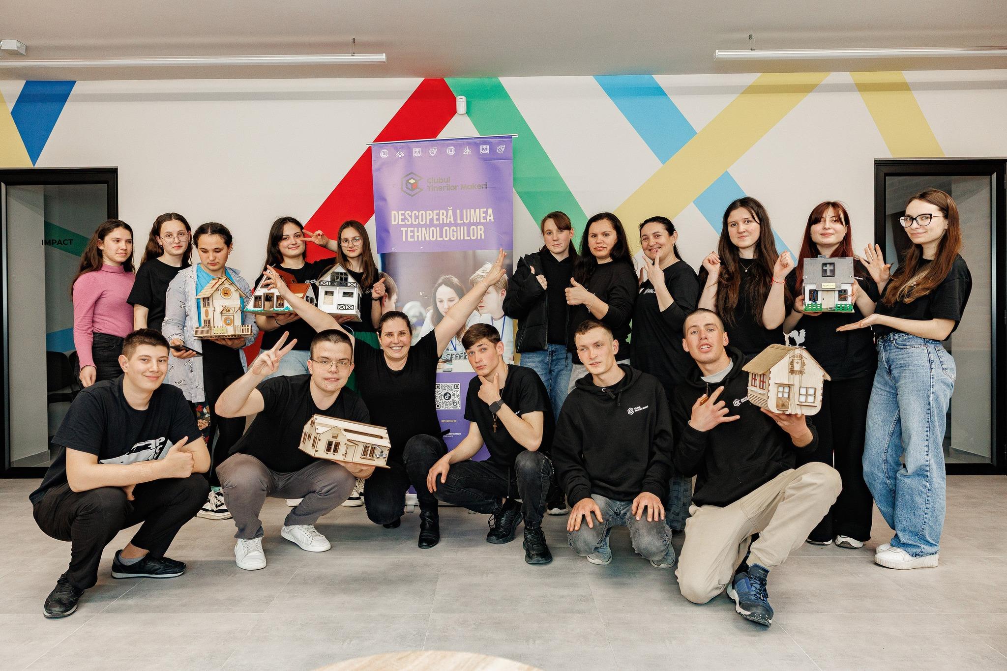 Natalia Lupu: „Cea mai mare mândrie a mea este să văd cum tinerii care trec prin acest program cresc, devin mai curajoși, mai creativi și mai siguri pe ei”