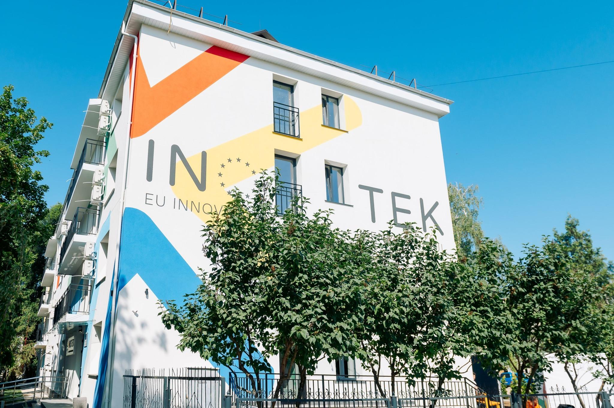  Rent fully equipped workspaces at the Inotek Center in Cahul