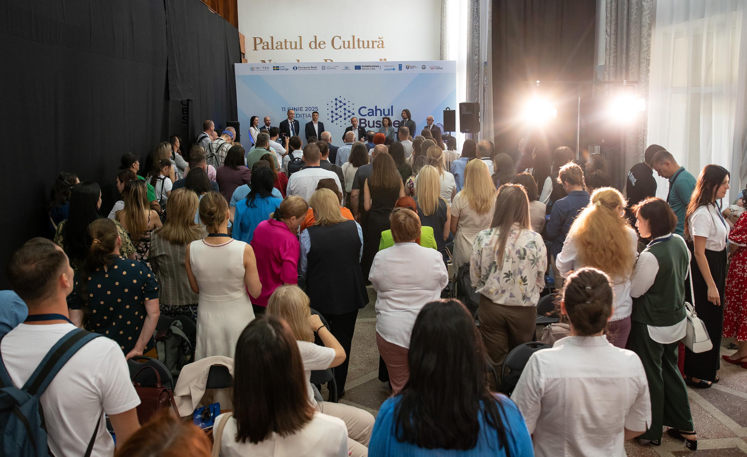 Cahul has become the epicenter of entrepreneurial development in southern Moldova. More than 200 participants gathered at the Cahul Business Summit 2025.