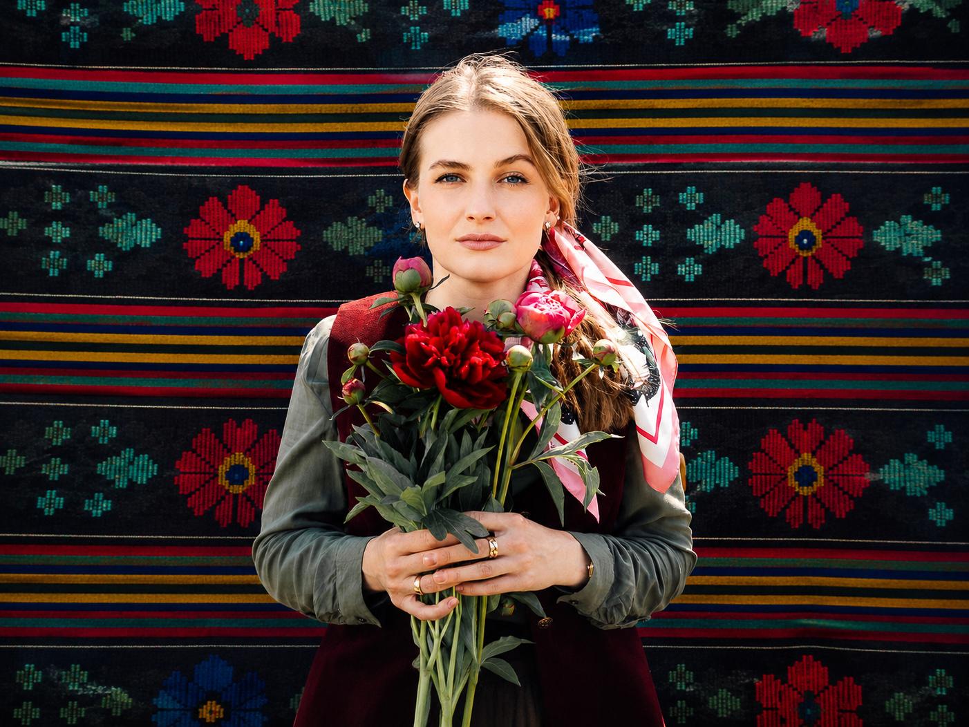  Olga Rogozenco: „Inteligența artificială poate genera rapid imagini, dar nu poate înlocui experiența trăită, mâna și drumul personal al unui artist” 