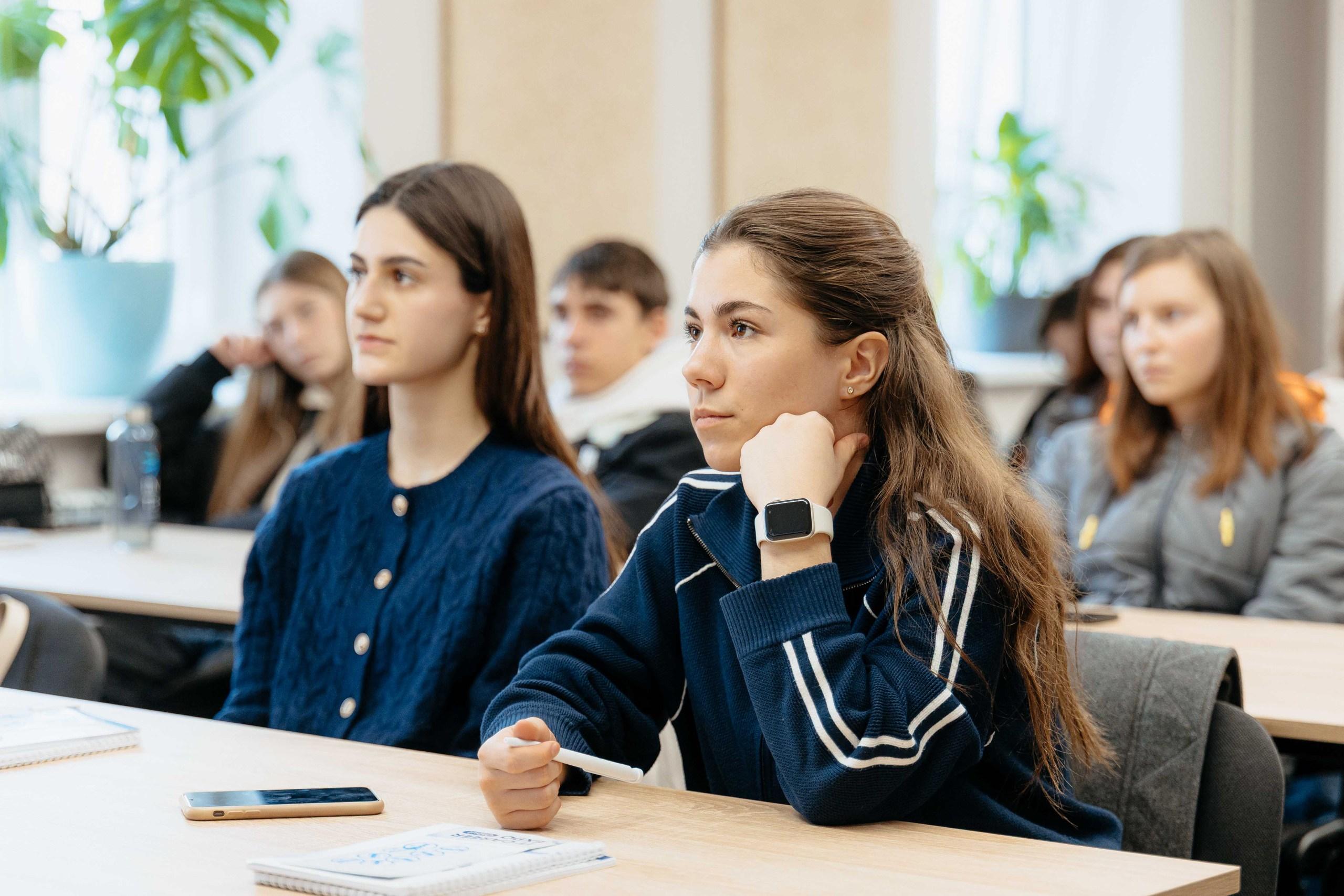 Students from Cahul, Leova, Cantemir and Taraclia explored the professions of the future at IT Career Expo 2026